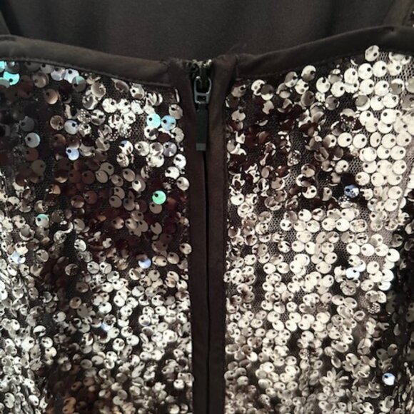 Sequin shell in black, gray and silver in size small - Picture 3 of 5